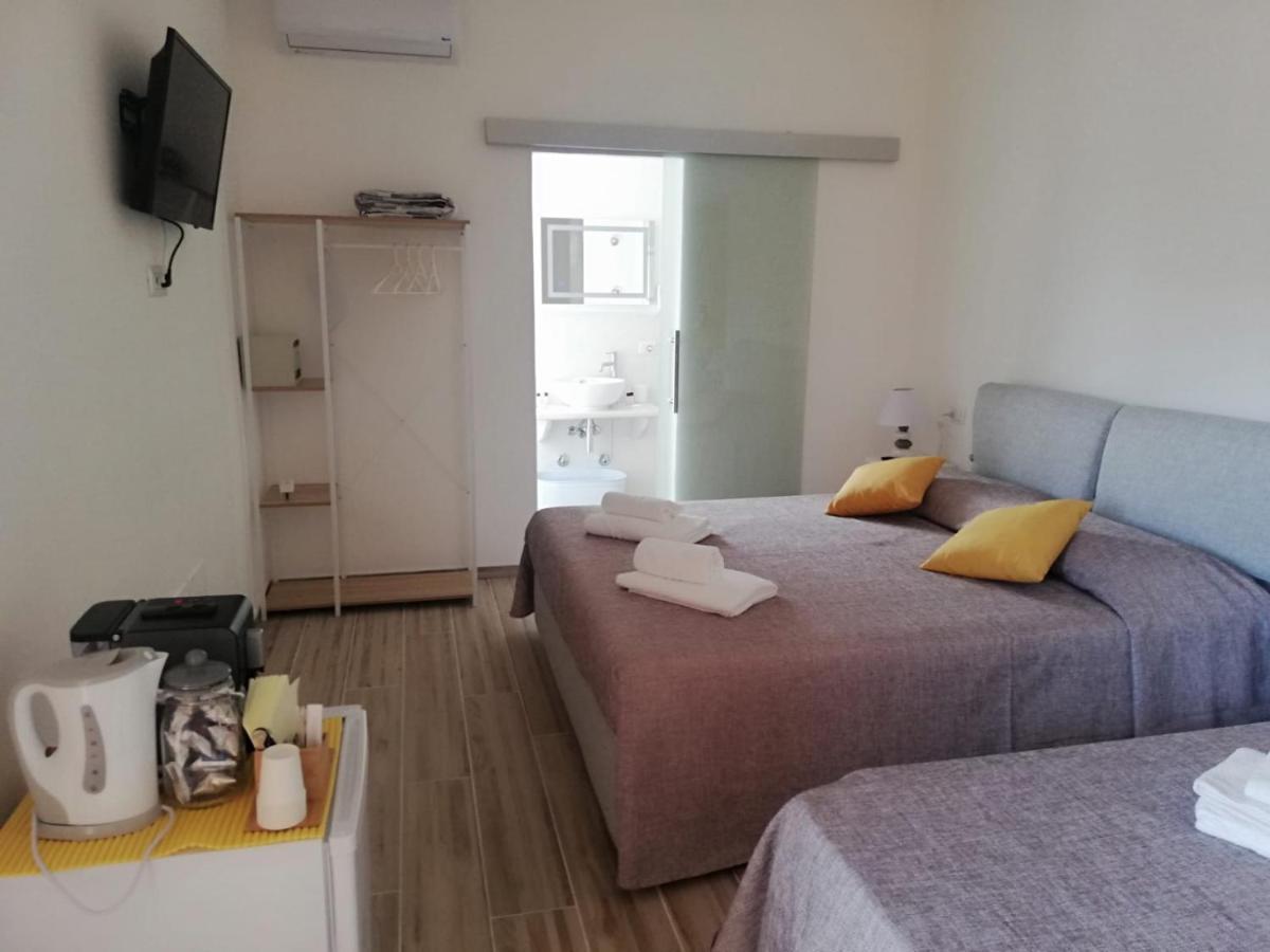 Flamingo Guest House- Rooms Olbia Ngoại thất bức ảnh