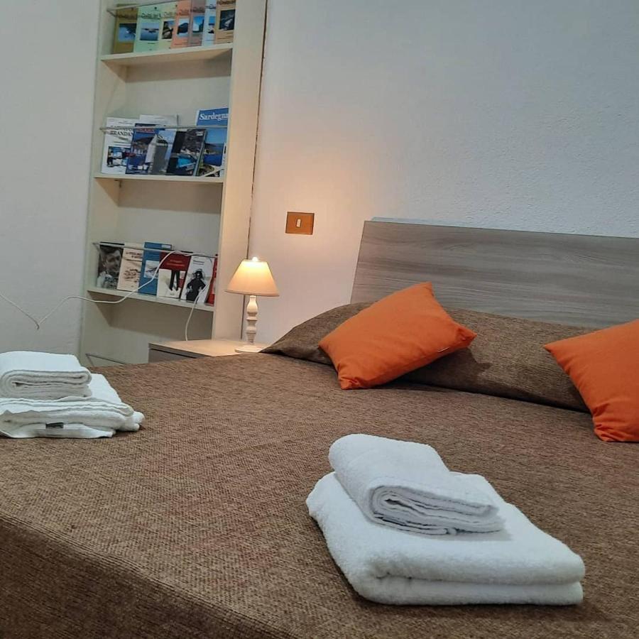 Flamingo Guest House- Rooms Olbia Ngoại thất bức ảnh